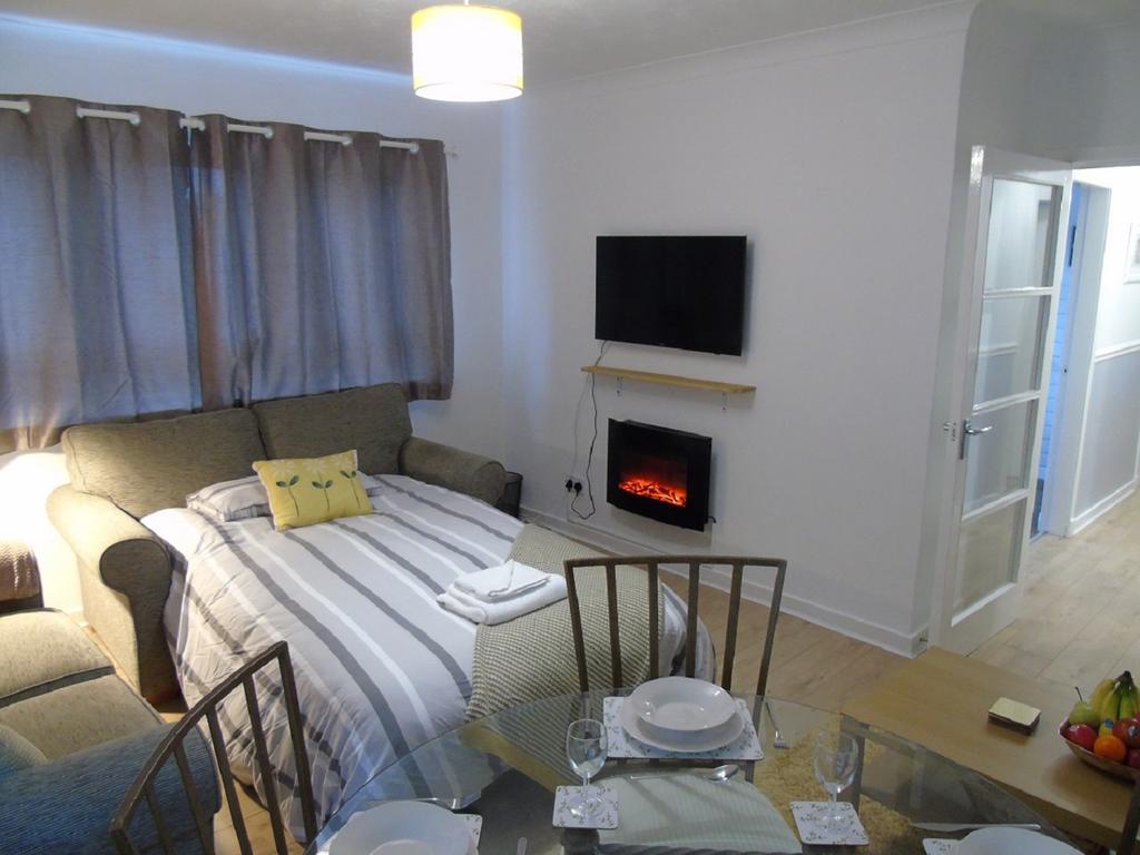 Snug - Faodail Apartment Хелънсбърг Екстериор снимка