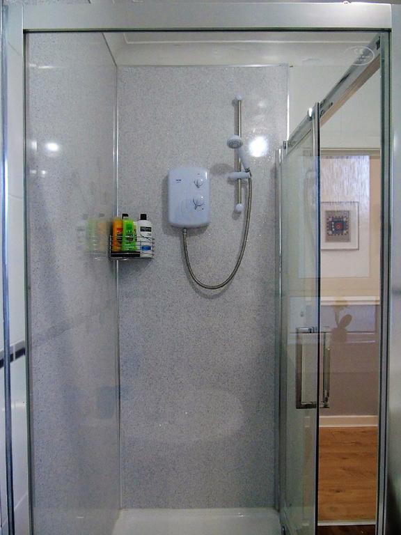 Snug - Faodail Apartment Хелънсбърг Екстериор снимка